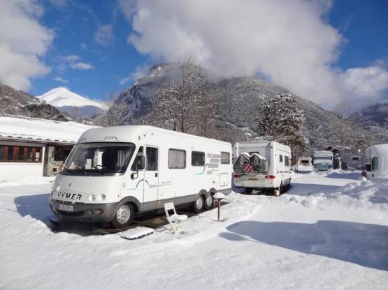 Emplacement Camping-car avec Electricité