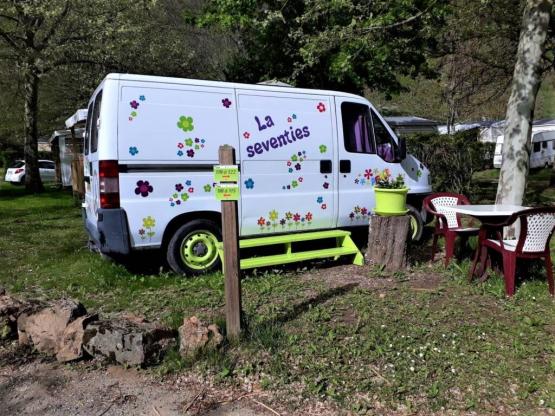 Camionnette aménagée "La Seventies"