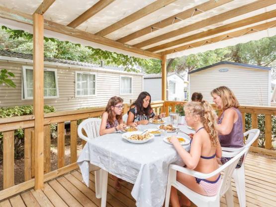 TRIBU - 8 Pers - 4 adultes- 4 enfants - 4 chambres