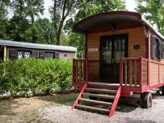 Roulotte-gîte premium