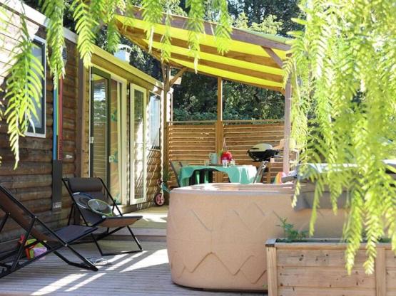 Mobilheim Prestige mit Spa - 36m² - 4 Schlafzimmer