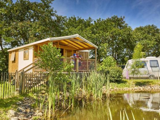 Confort Lodge COSYFLOWER 38m² 4/6 p. (2 chambres) + terrasse couverte