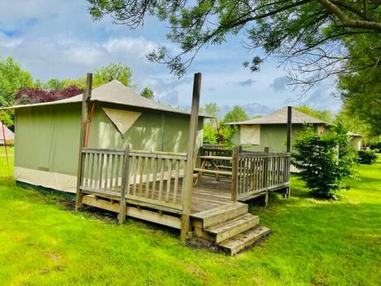 Bungalow toilé (2 chambres)