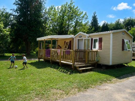 *** Mobilhome Confort Super Mercure terrasse semi couverte arrivée le dimanche
