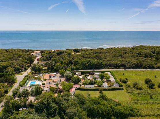 Emplacement + véhicule