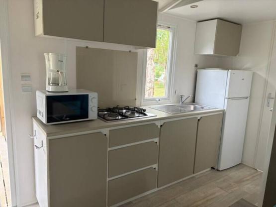 Mobil-home confort (2 chambres) + Terrasse couverte