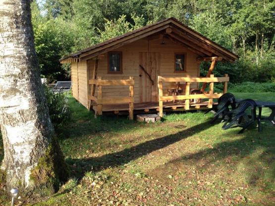 Cabane Vosgienne 24m² 4p avec sanitaire et terrasse 2017