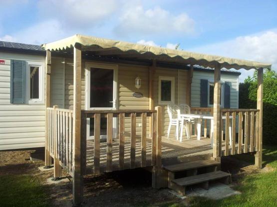 Mobil home Elégant 2 / 31m² - 2 chambres / locatif de 0 à 5 ans / terrasse bois couverte