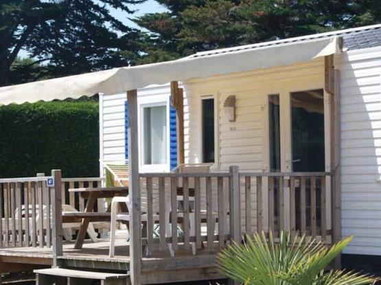 Mobil-home Grand Confort avec terrasse bois