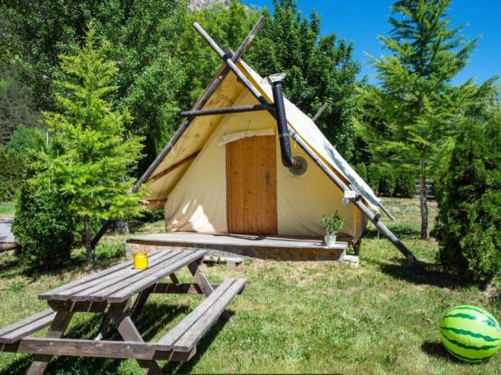 Tente Premium 21m² - sanitaires communs