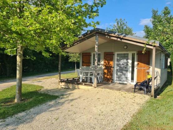 Chalet Accessible PMR  4 pers. 28m2 - 2ch - Terrasse couverte