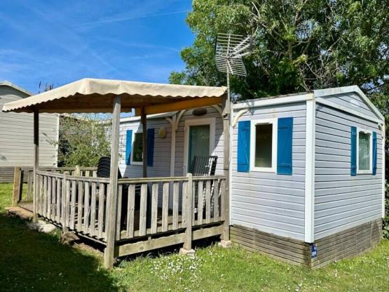 Mobil-home Standard MERCURE 27m² - 2 chambres + terrasse semi-couverte 11m²