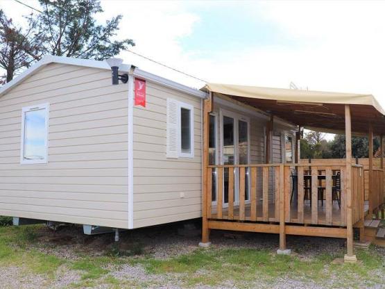 Mobil home Confort 33m² (3 chambres) + clim + Terrasse couverte + TV
