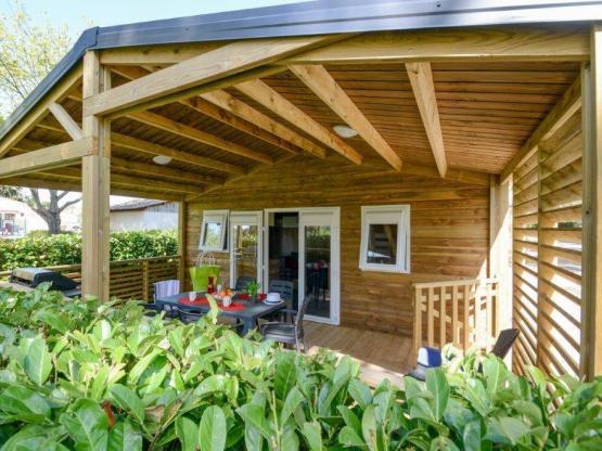 PREMIUM 3  climatisé 35 m² - TV / LV / BBQ