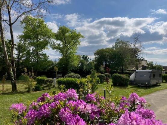 Forfait Confort (1 véhicule, 1 équipement) avec électricité - 80m²