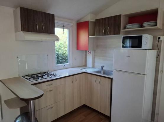 E - Mobile-home 2 chambres supérieur - SAMEDI