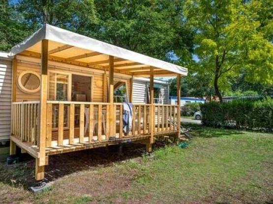 GRENAT - 24m² - 2 chambres avec ventilateur - TV - TERRASSE COUVERTE - 1 VEHICULE INCLUS