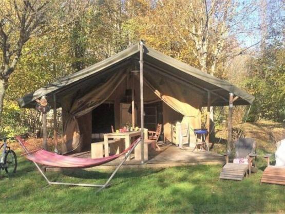 Tente Lodge Safari 35 m² - 2 chambres - 10 m² terrasse couverte