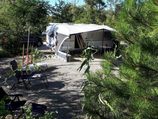 Parcela de más de 130 metros cuadrados