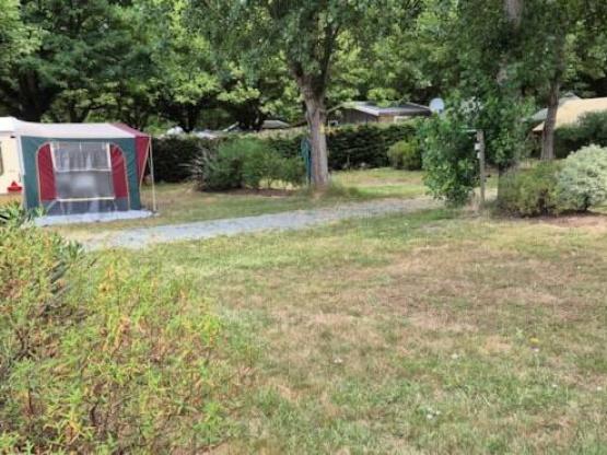 Emplacement CONFORT de 80 à 100m² avec électricité 6A