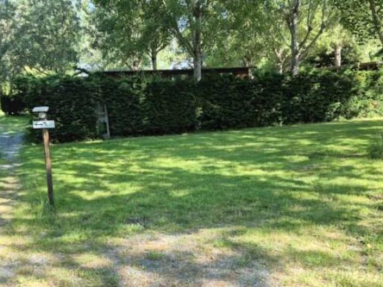Emplacement CONFORT XL de 120 à 150m² avec électricité 6A