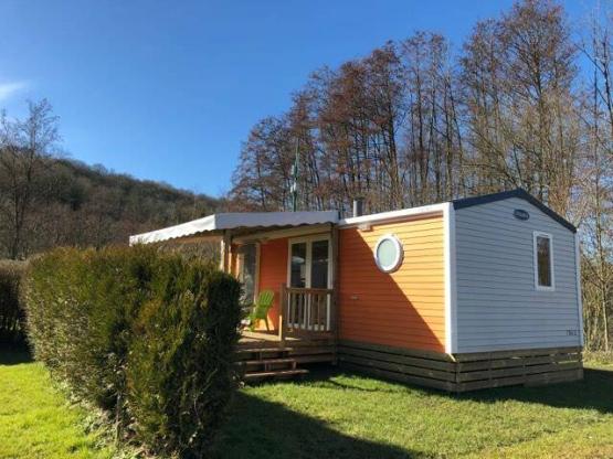 Mobil-Home - PREMIUM - 2 chambres - TV - avec terrasse couverte - lave vaisselle