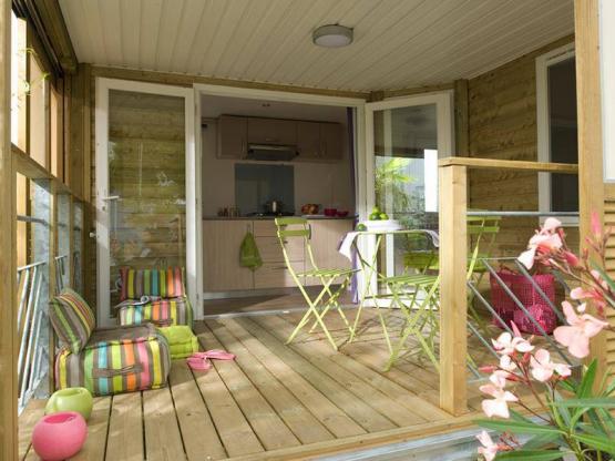 Mobil-home HIBISCUS 25m² - 2 chambres + terrasse + climatisation