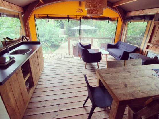 Lodge Château 32m² - 2 chambres - Spa privatif- cuisine -  salle d'eau