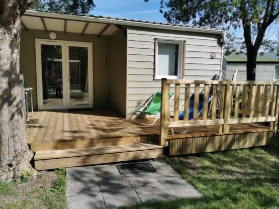 Chalet résidentiel Premium 36 m² (2 chambres) dont une terrasse couverte