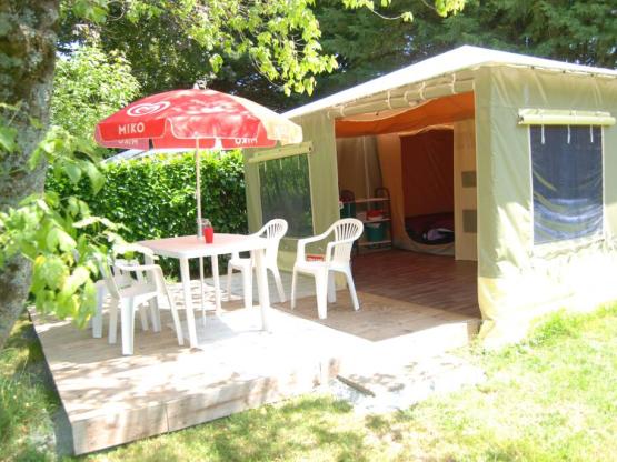 Bungalowtent Caraïbes 20m² terras 10.5 m²-2 slaapkamers - zonder eigen sanitair