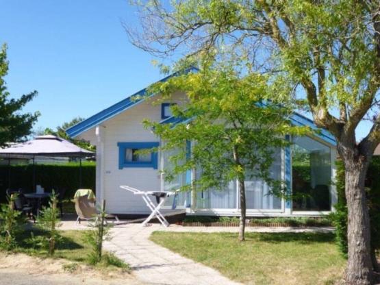 Chalet emplacement 210, 1 chambre + mezzanine, 35 m²