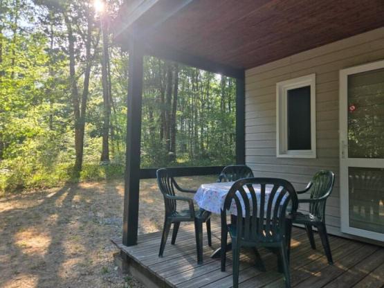 Chalet - 25 m², WC, douche, terrasse