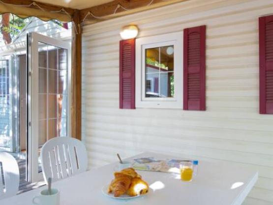 Mobilhome  STANDARD ZOLA 28m² +10 ans climatisé 2 chambres - Terrasse 15m2