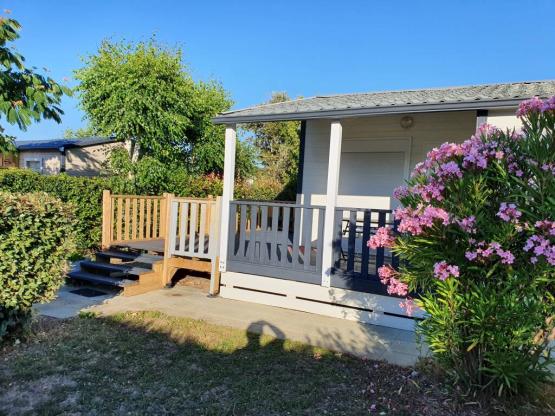 Chalet prestige 2 chambres 58m2 avec terrasse couverte + option climatisation