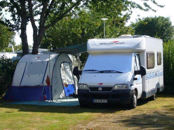 Forfait Confort avec éléctricité voiture + tente / caravane ou camping car