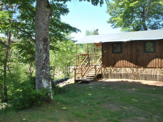 Grande Cabane Confort 25 m² (2 chambres) + terrasse couverte