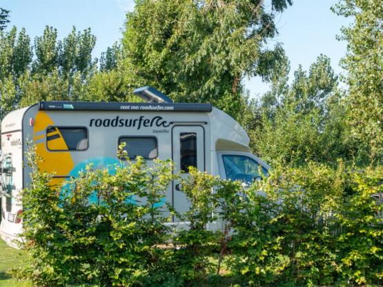 Emplacement Confort (avec électricité = 16 A)