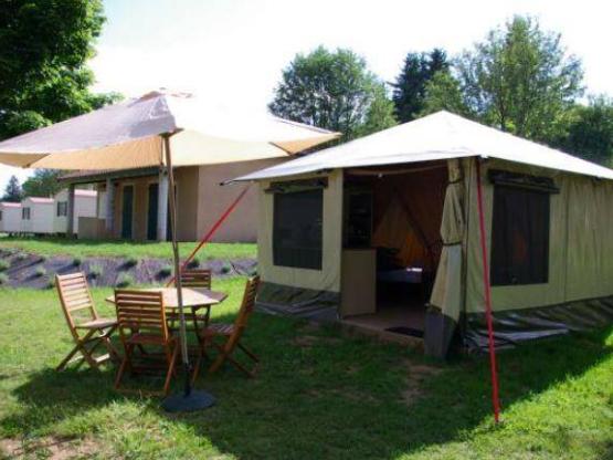 Gemeubileerde tent 2 slaapkamers