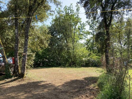 Emplacement XL 150-300m²