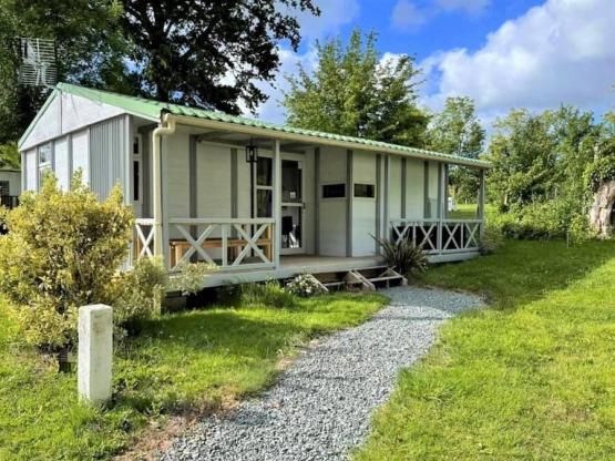 Chalet Confort 3 slaapkamers 35m² - Half-schaduwrijk Terras 17m² + TV