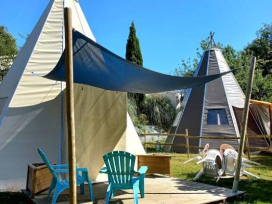 Tipi (sans sanitaires privatifs)