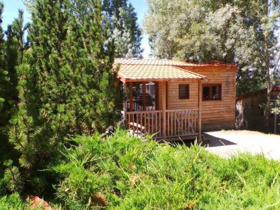 Chalet Comfort 35m² 2 slaapkamers - airconditioning + TV + overdekt terras