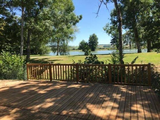 Chalet Premium 37 m² / 2 chambres - Terasse semi-couverte