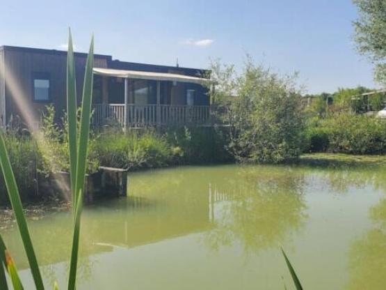 Cottage Bord d'étang Premium 3 chambres 2 salles de bains