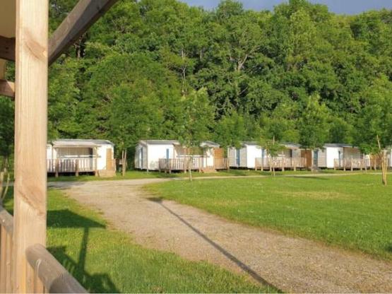 Mobil-home-2 chambres  2 sdb