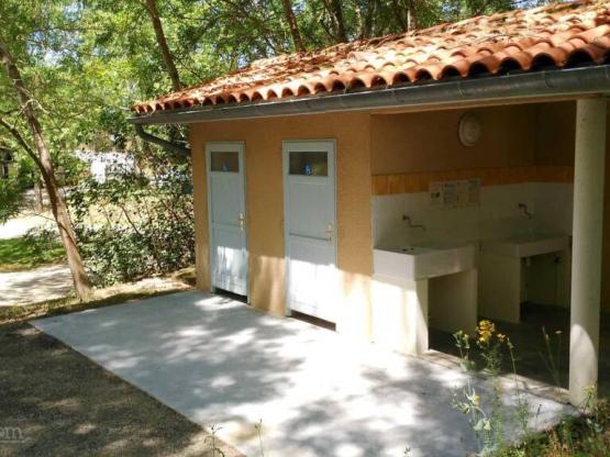 Forfait Confort (1 tente, caravane ou camping-car / 1 voiture / électricité 6A)