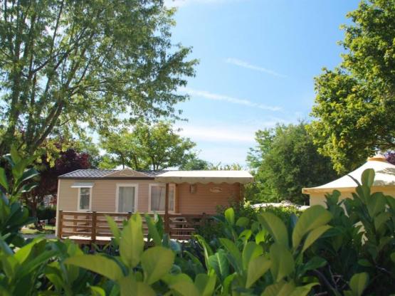 Mobilheim Confort 27m² 2 Zimmer+ Überdachte Terrasse + Klimaanlage +TV