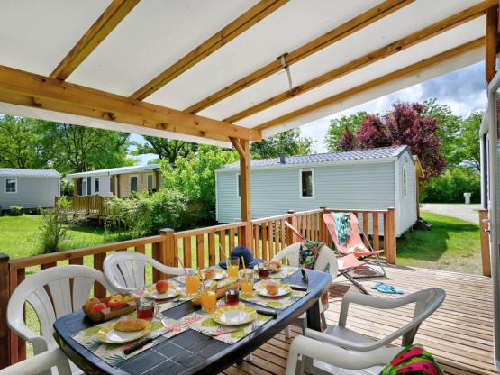 Mobilheim Confort 29m² 3 Zimmer + Überdachte Terrasse + klimaangle + TV