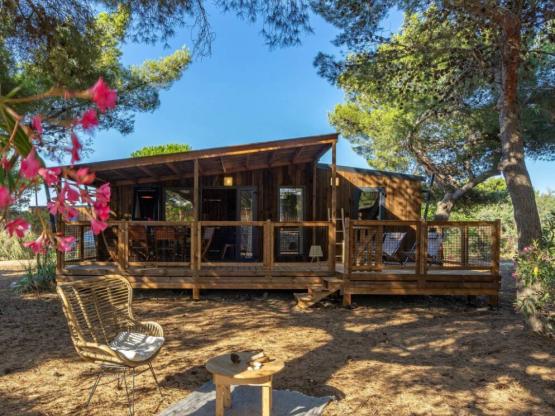 Cottage-chalet Premium - berge privative ponton, TV, clim, 2 salles de bain