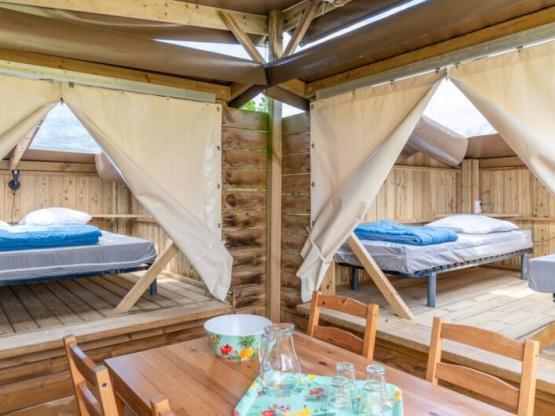 BUNGALOW LODGE COP'CAMP  (sans sanitaires privatifs) - 18m² - 2 chambres